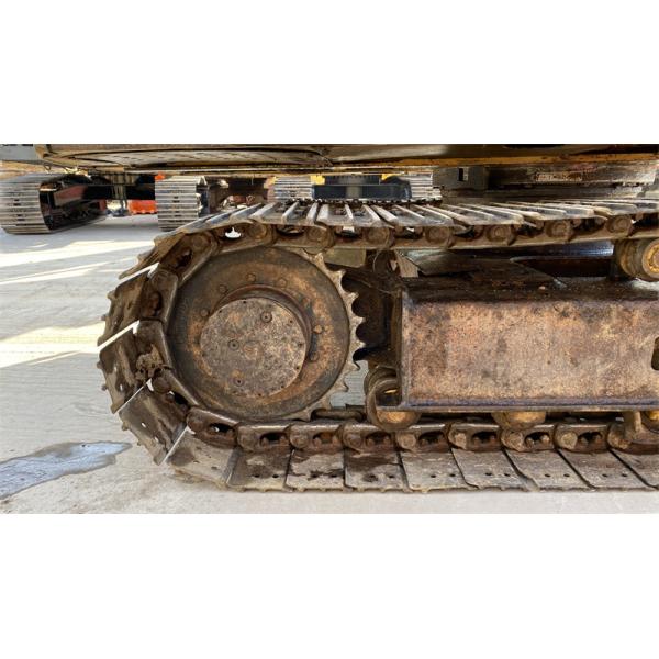 CAT E70B использовал экскаваторы экскаватора гусеницы мини американские земледелие 7 тонн