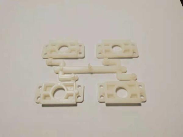 Lockable Top Cover For Electronic Device