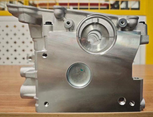 Aluminium Engine Cylinder Head for Land Rover Discovery TD5 LDF500170