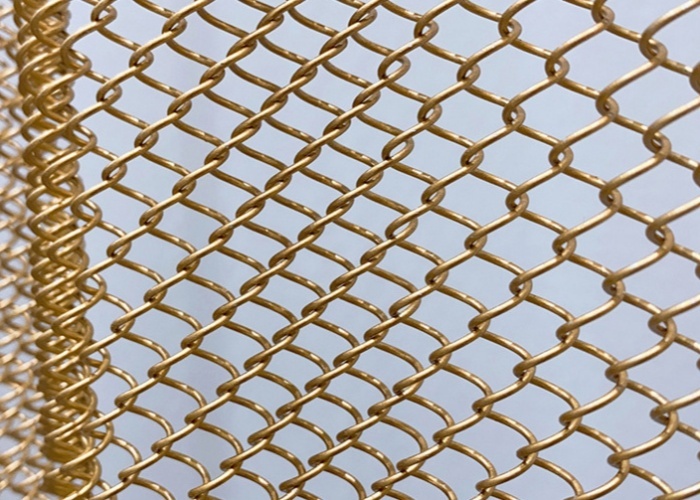 7mm*7mm Mesh Size Decorative Wire Mesh with Low Maintenance and Eco-friendly Stainless Steel Gold Chain Link