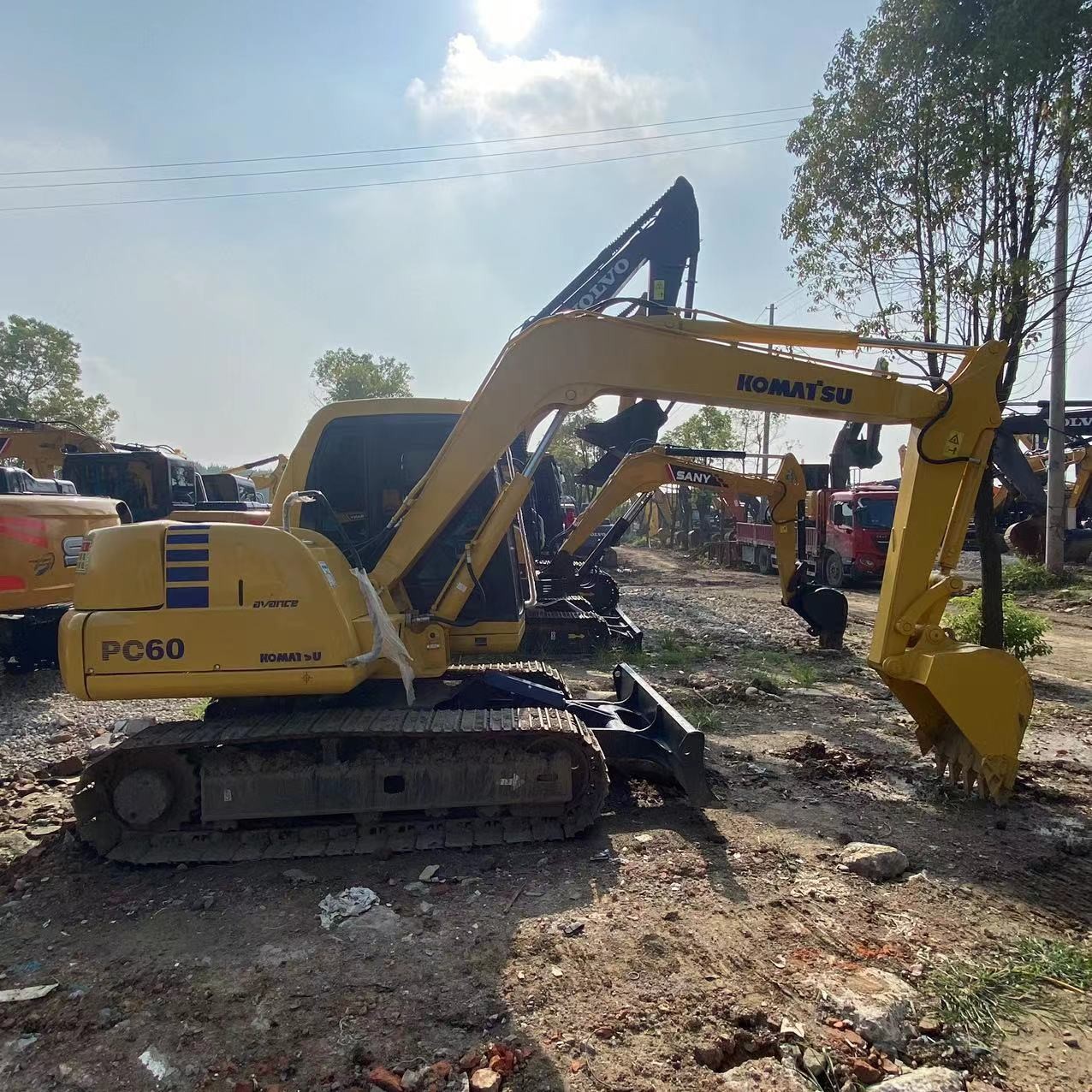 Устойчивый к износу PC60 Гидравлический мини-кралер экскаватор Komatsu 6 тонн 54,8KN