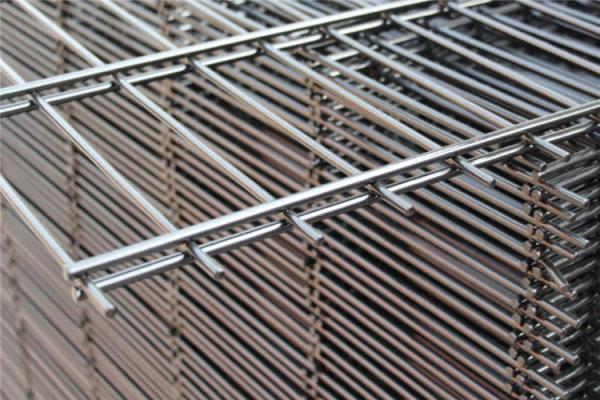 Factory Sale 868 Hot Dip Galvanized Double Wire Mesh Fence Panel for market