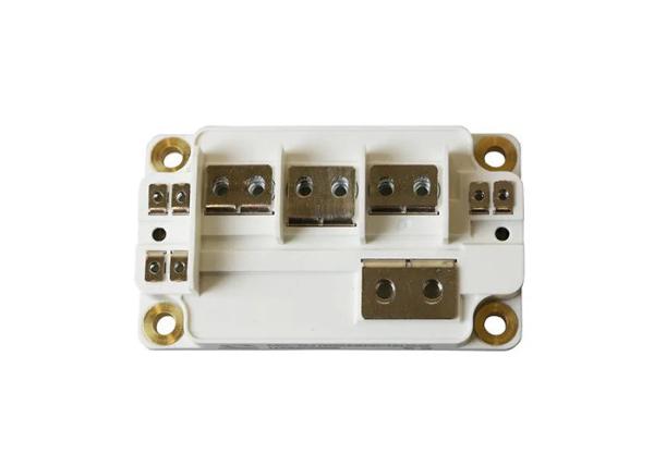 Transistors des véhicules à moteur de rangée de transistor MOSFET de N-canal des modules MSCSM120HM31CTBL2NG d'IGBT