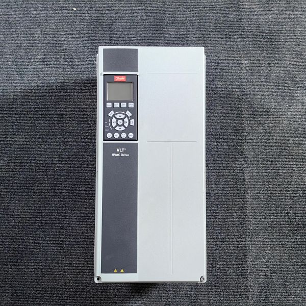 High Performance Danfoss VLT  FC-302P15KT5E55 Danfoss Vsd 380V-500V 15kW  Vsd for Pump Fan Compressor Danfoss Vfd Drives