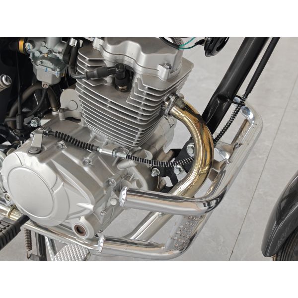 Moto Chopper 200CC avec logo OEM, moteur à arbre d'équilibrage, silencieux chromé