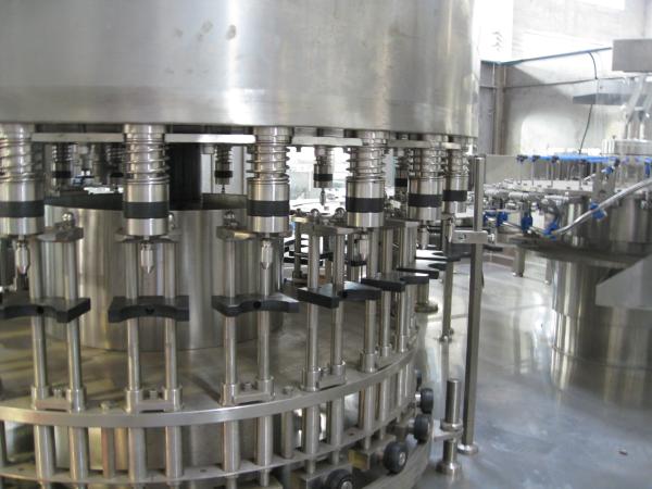 Professional Water Bottle Filling Equipment Working Credible And Easy Maintenance