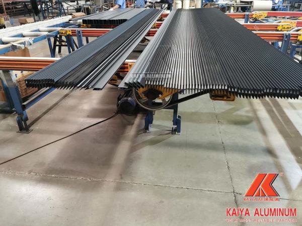Extruded Aluminum Alloy Profiles For Glass Door Window Frame Assemble