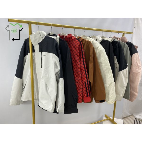 Outdoor Hiking Used Clothes Interchange Jacket Zipper Windproof Waterproof Mountaineering