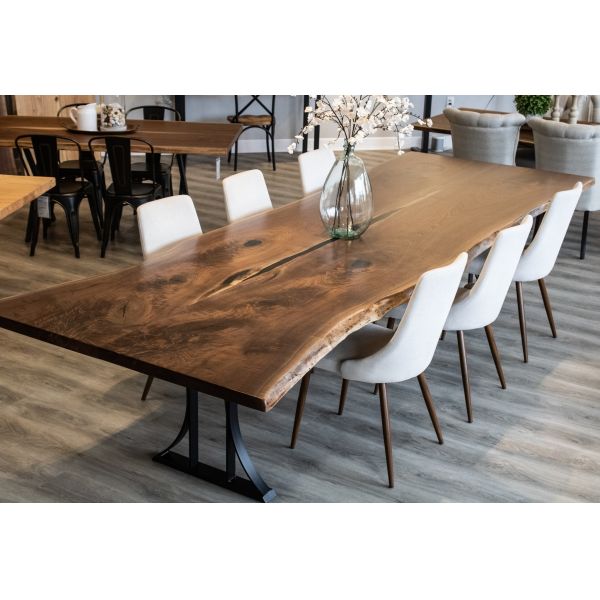 TABLE DE VILLA LUXUEUSE ET PERSONNALISABLE POUR SALONS ÉLÉGANTS