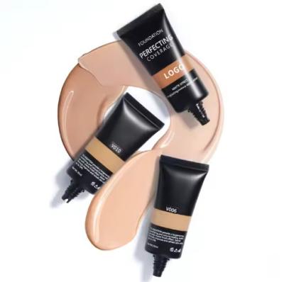 Finition naturelle Fondation Liquide avec des ingrédients aimants de la peau Couverture complète Couleur changeante Meilleur maquillage de fondation