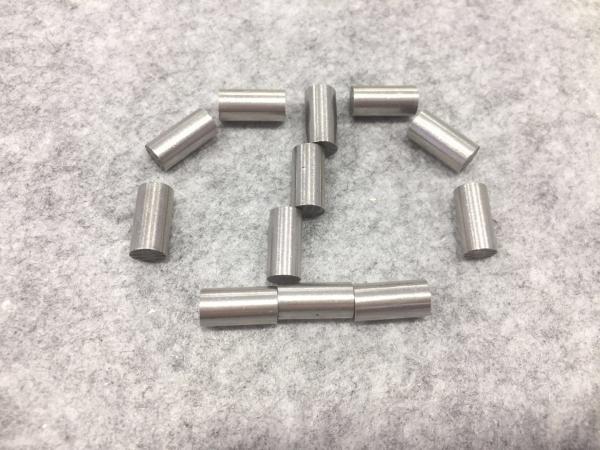 Silver Color Non Precious Dental Alloys 8.5g/cm³ Density Ingot / Cylinder Appearance