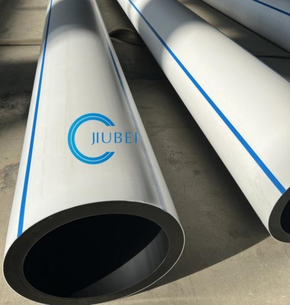 White Black Co Extruded PN10 ISO4427 HDPE Pipe With Excellent Corrosion Resistance