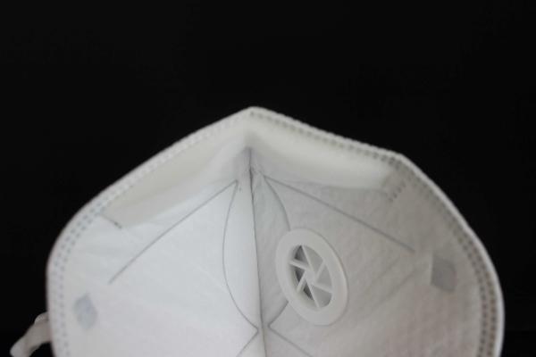 Medical KN95 Face Mask , Valved Dust Mask Anti Dust High Bacteria Filtration
