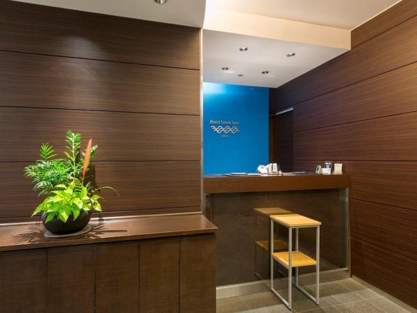Newcastle hotel style apartment furniture laminate panel bed with side table and TV cabinet writing desk table