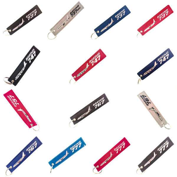 Logotipo promocional personalizado en blanco Anime lindo 3D de dos lados Tejido de tela bordado llave Jet Tag llavero