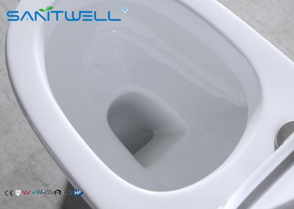 WC cerâmico SWS81511 de Siphonic, uma cor siphonic do branco do toalete da parte