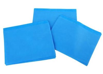 As folhas de cama descartáveis resistentes do rasgo hospitalizaram as folhas pacientes tecidas não