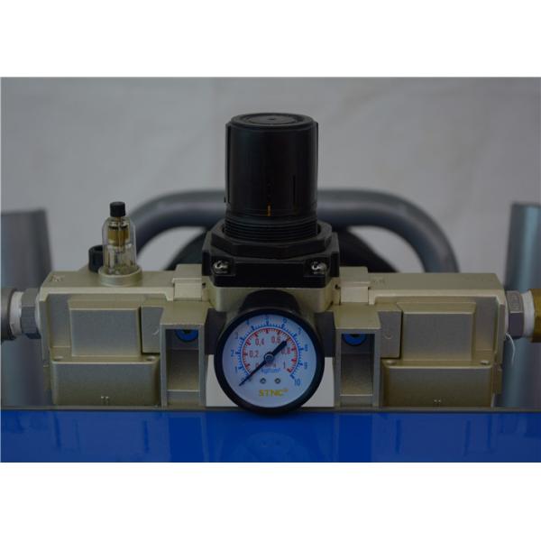 RX350 Pneumatic Professional Spray Foam Insulation Equipment 4500w*2 Heat Power