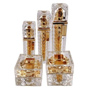 Tipo de vedação de anel de tração Botas de acrílico amarelo dourado com bomba de pressão 30 ml 50 ml 100 ml