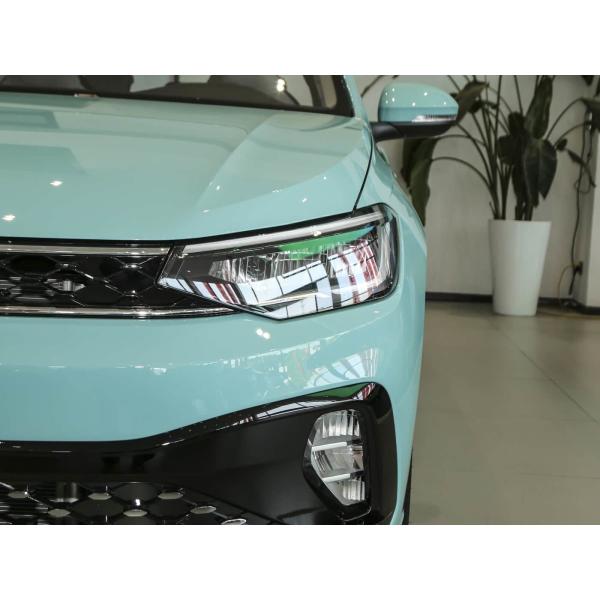 Coches Usados Populares 2024.10. Edición del Mercado para Coches Compactos con Tipo de Energía Gasolina y Transmisión Manual de 6 Velocidades