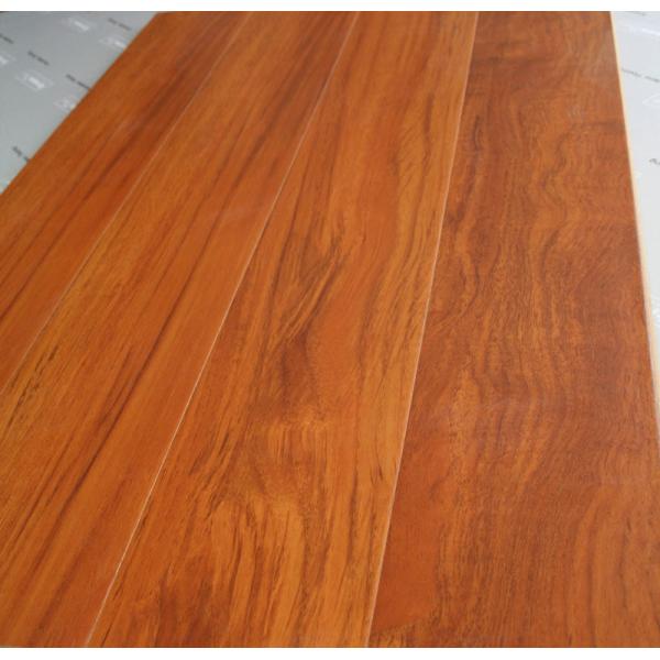 Milímetros rústicos HDF Robusto de la lamina de E0 12 de densidad del suelo sobre 960kg/el m3