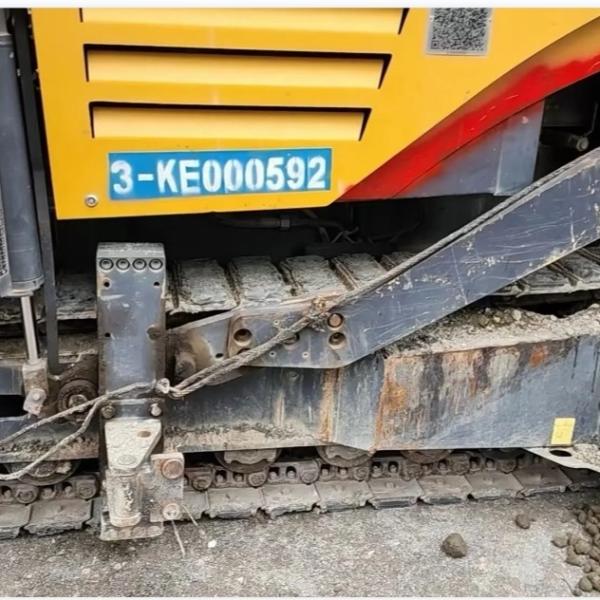 162kw XCMG RP903 Used Asphalt Pavers 9.15m Paving Width 15 Tons Track Style