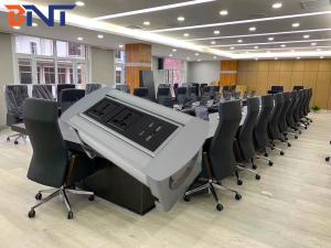 De escritório da mesa do PNF configuração do poder de Jack With 2*Universal dos
