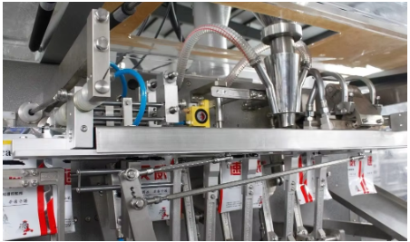 Food Grade Sea Salt Brown Sugar 1kg 2kg Pouch Filling Automatic Horizontal multifunctional packaging machine