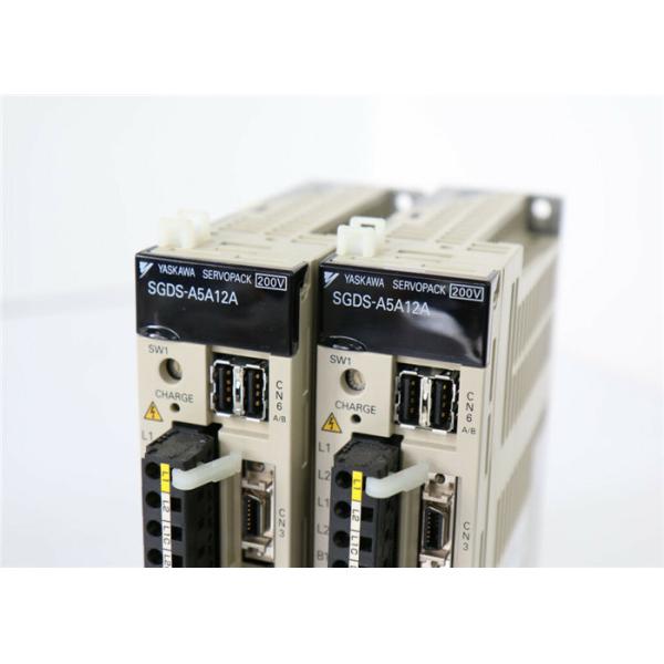 El NUEVO vatio de la ORIGINAL YASKAWA I50 hizo salir 0.64Al ENVÍO GRATIS del MOTOR SERVOPACK SGDS-A5A12A