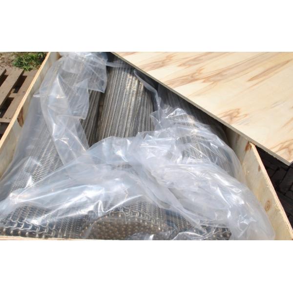 Heat Resistant Stainless Steel Metal Wire Mesh Chain Conveyor Belt For Conveyor Tiny Material