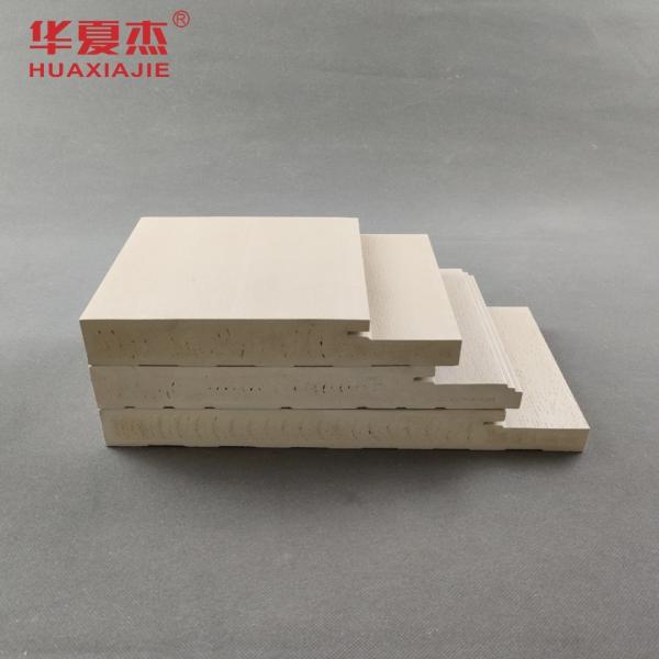 Cadre de porte imperméable durable de WPC pour la décoration d'intérieur à la maison
