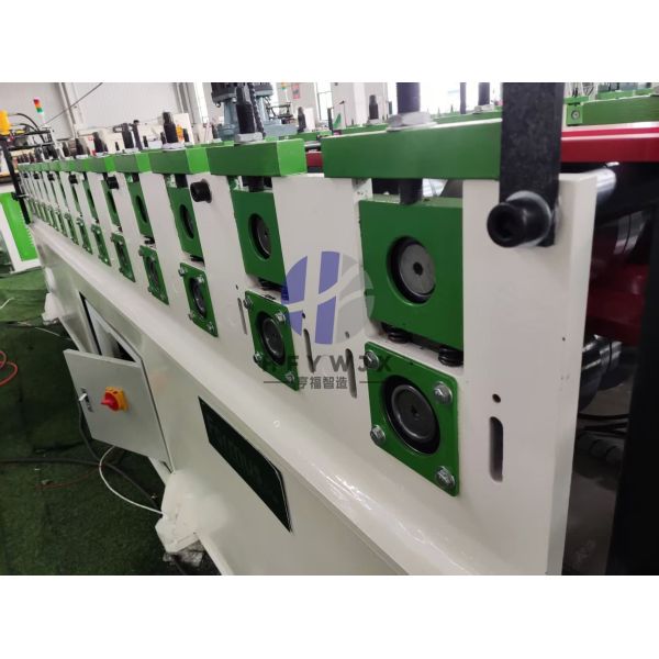 High-Efficiency PLC Controlled Cold Roll Forming Machine with 14 Forming Rows and Hydraulic Shears