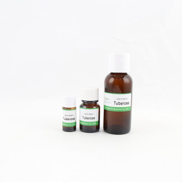 High Purity Tuberose Essential Fragrance Oil For Shampoo Making