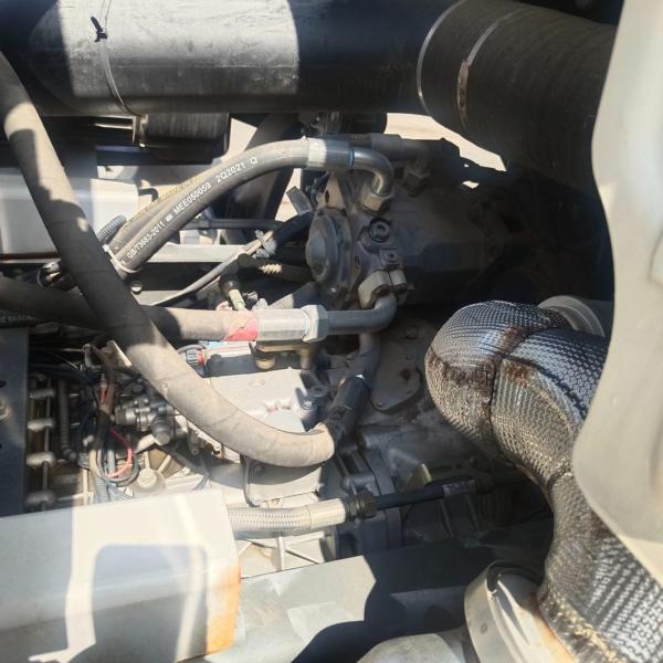 Industrial Mixer Truck Featuring Hydraulic Steering System and 8 Displacement for Mixing