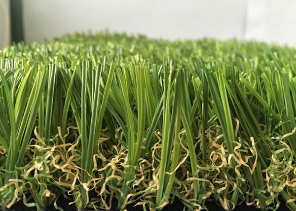 Alto densidade artificial da grama 6800Dtex 18900 do jardim verde saudável