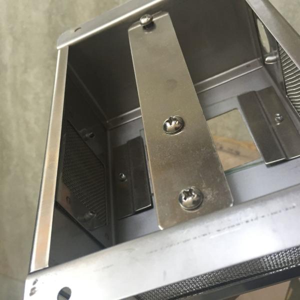 OEM traitement personnalisé de la feuille de pliage du châssis métallique Cabinet Shell