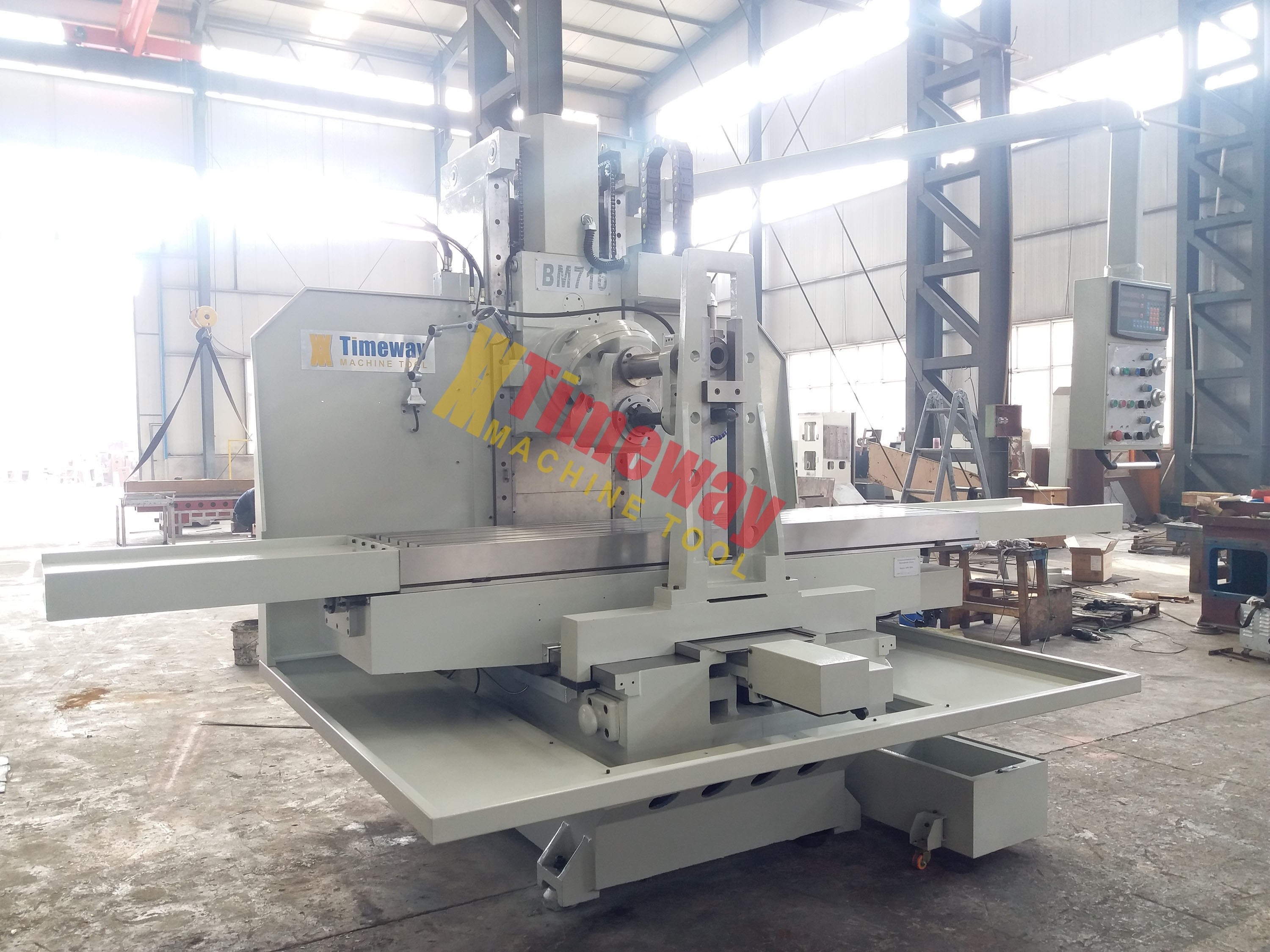 Professional Machining CNC Bed-Type Milling Machine Precision Table Travel 600x2500mm