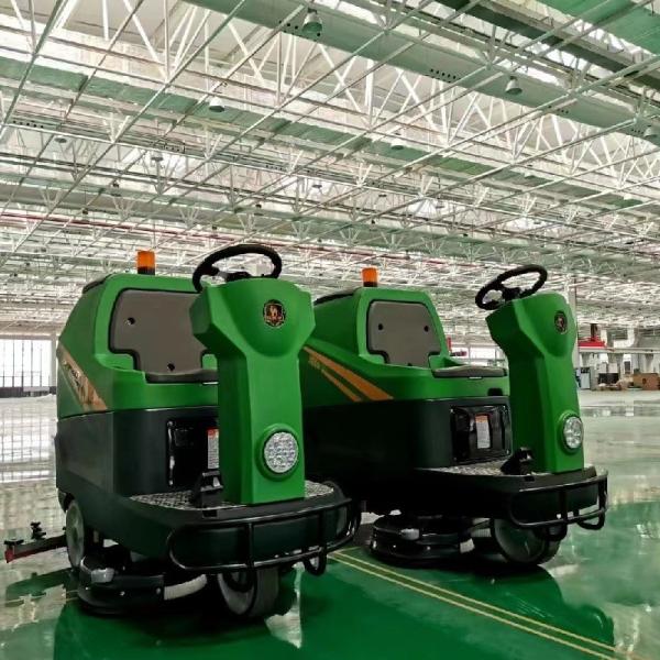 5150W Motor Power Environmental Road Cleaning Machine for Clean Industrial Roads