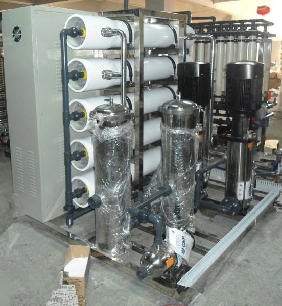 100TPH Desalination Reverse Osmosis RO Plant Fiberglass Material 10kw
