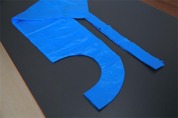 Waterproof LDPE Blue Disposable Aprons For Medical / Food Industry Protection