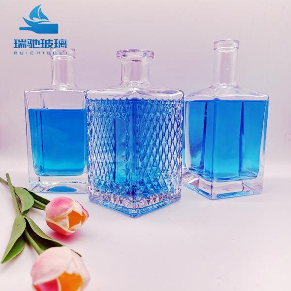 Custom Square Vodka Wine Glass Bottle Made of Super Flint Glass for Standards