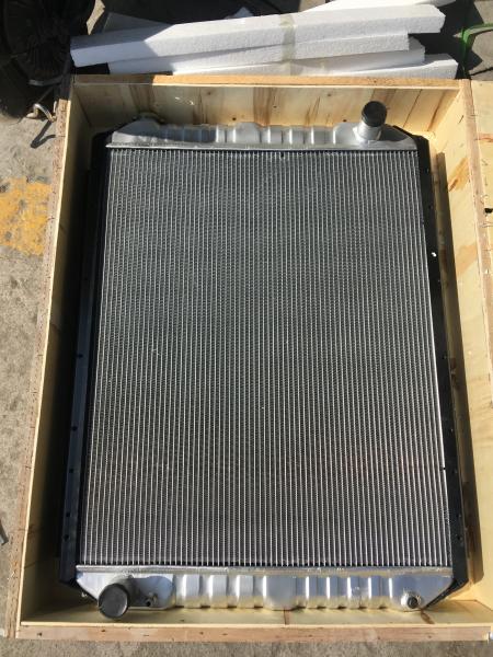 Construction Works Excavator Radiator Water Tank Cooler 20Y-03-21510 for PC200-6 6D102