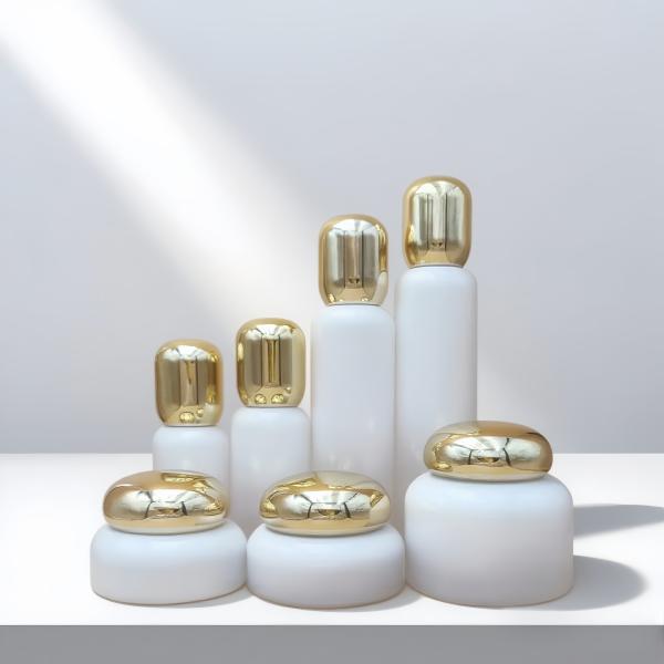 Cosmetic Packaging Glass Lotion Bottle Cream Jar Skin Care Containers With Gold Round Cap