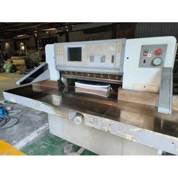 920 мм Максимальная рабочая ширина Полярная 92E Бумажная гильотина