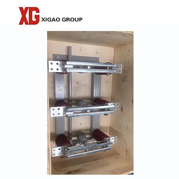 Galvanized 72.5KV HV High Voltage Disconnect Switch 3 Phase