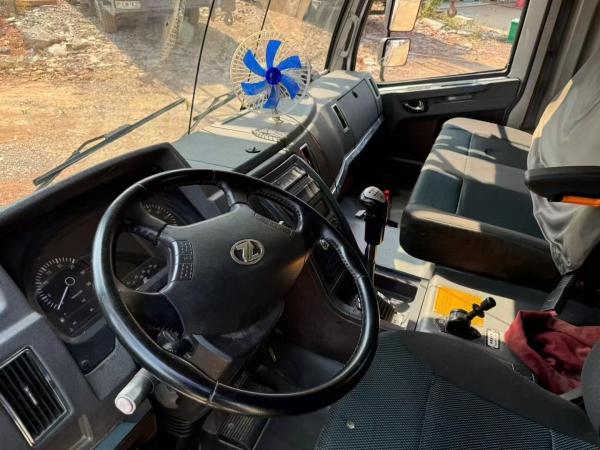 Situation d'origine camion mobile grue 80 tonnes voiture d'occasion bonne prix