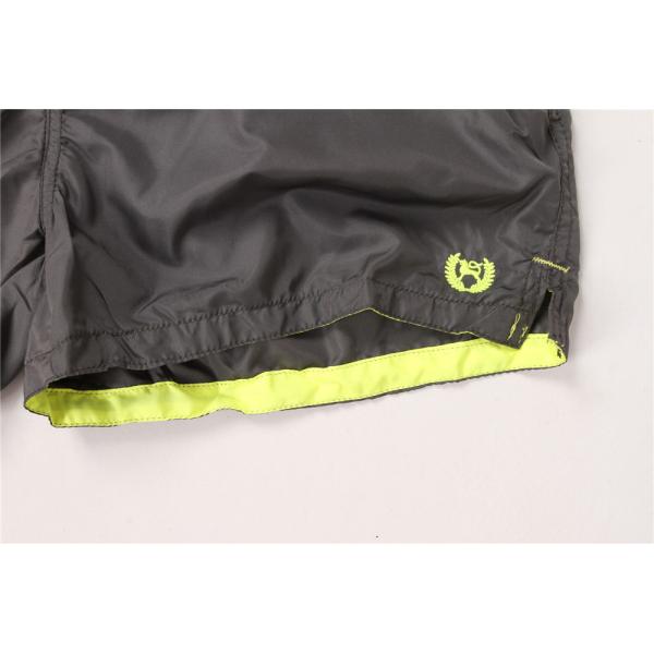 100% Poliestere Cool Color Blocked Mens Boardshorts