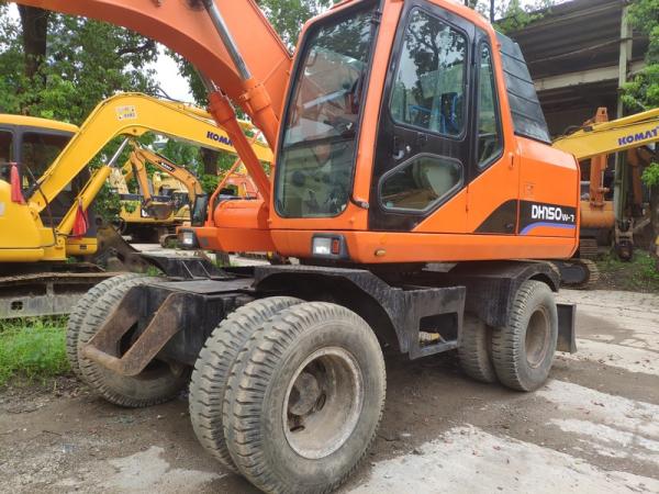 Orange Doosan Excavator 15T 0.68m Bucket 105HP 1800 Working Hours