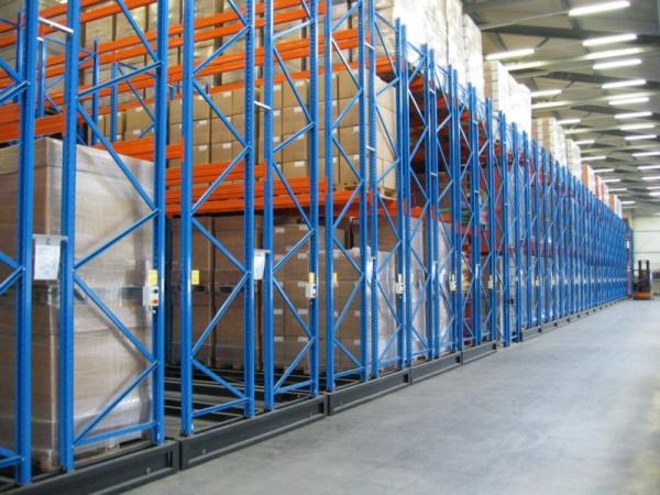Customized Size Movable Racking Systems Weight Capacity 500-4000KG / Level