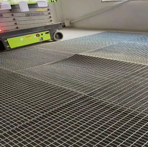 Aluminum Road Steel Grating for Low Costs Walkway and Platform Foot Plate